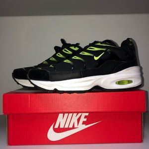 Kids Nike air max black and neon green sneakers